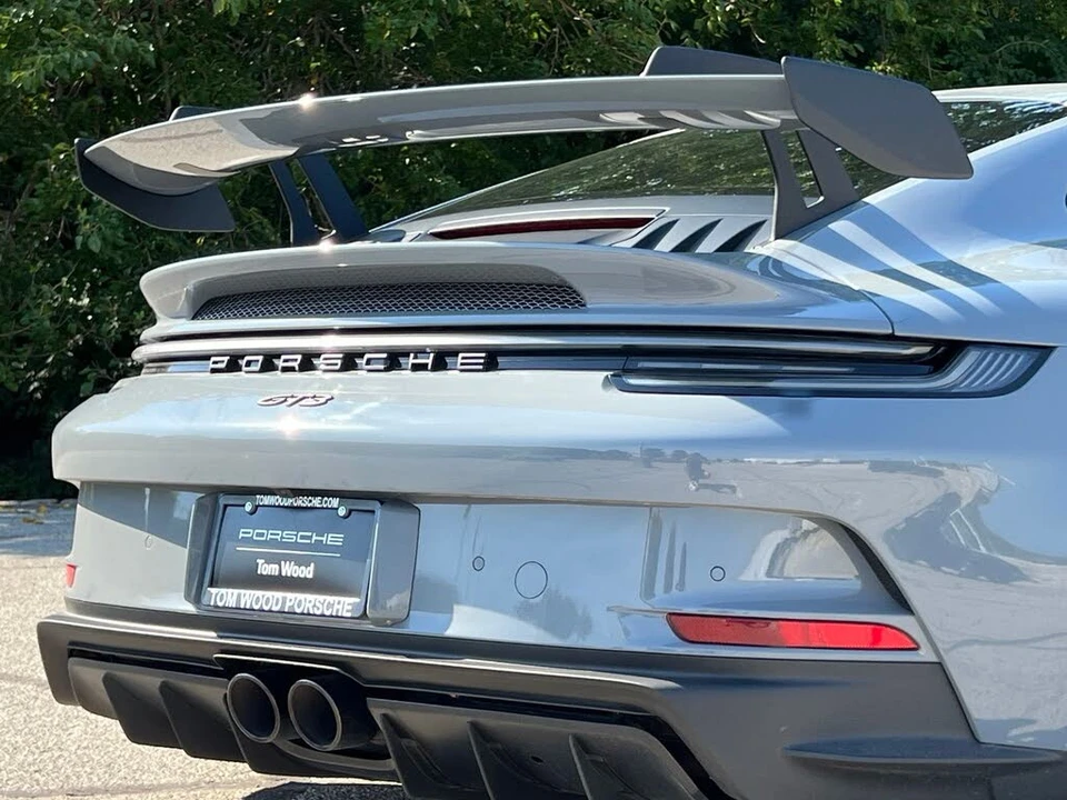 2024 Porsche 992 GT3 - Image 10 of 31