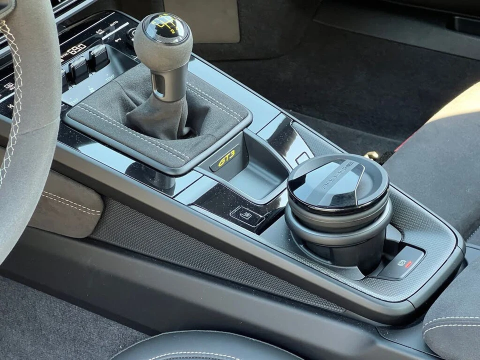2024 Porsche 992 GT3 - Image 26 of 31
