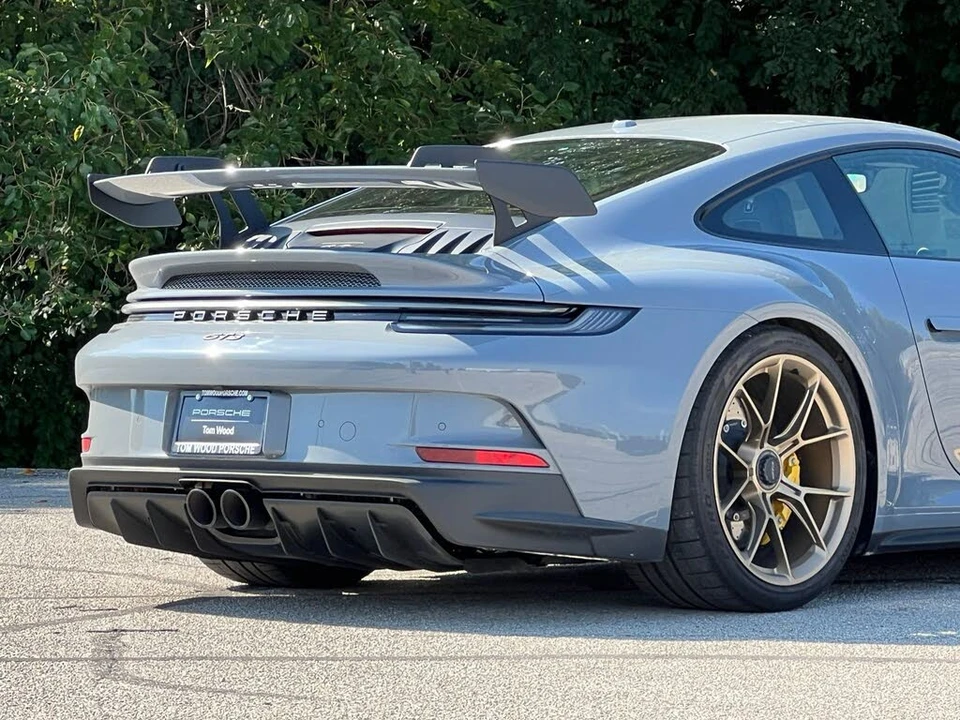 2024 Porsche 992 GT3 - Image 11 of 31