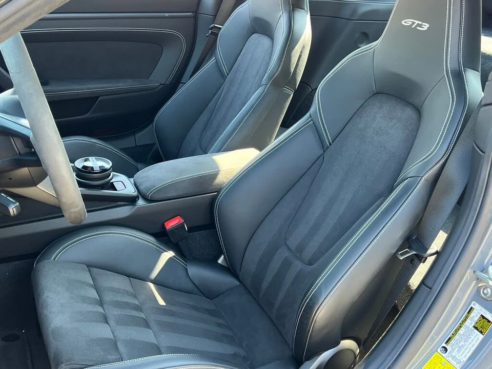 2024 Porsche 992 GT3 - Image 5 of 31