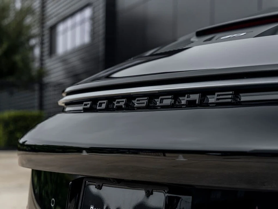 2024 Porsche 992 GT3 - Image 17 of 31