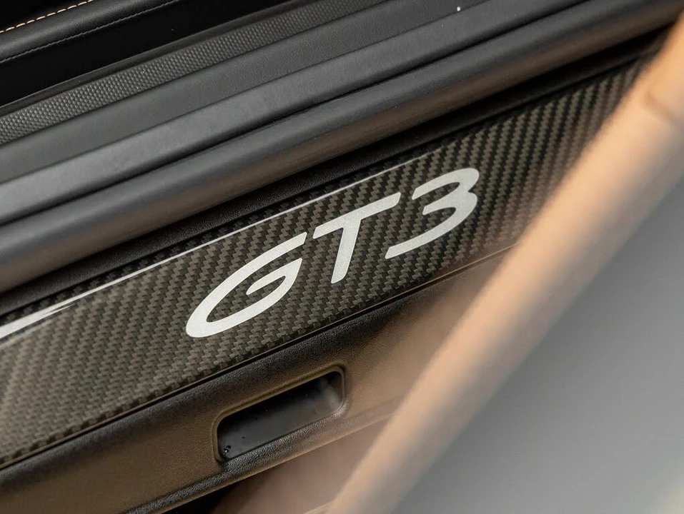 2024 Porsche 992 GT3 - Image 27 of 31