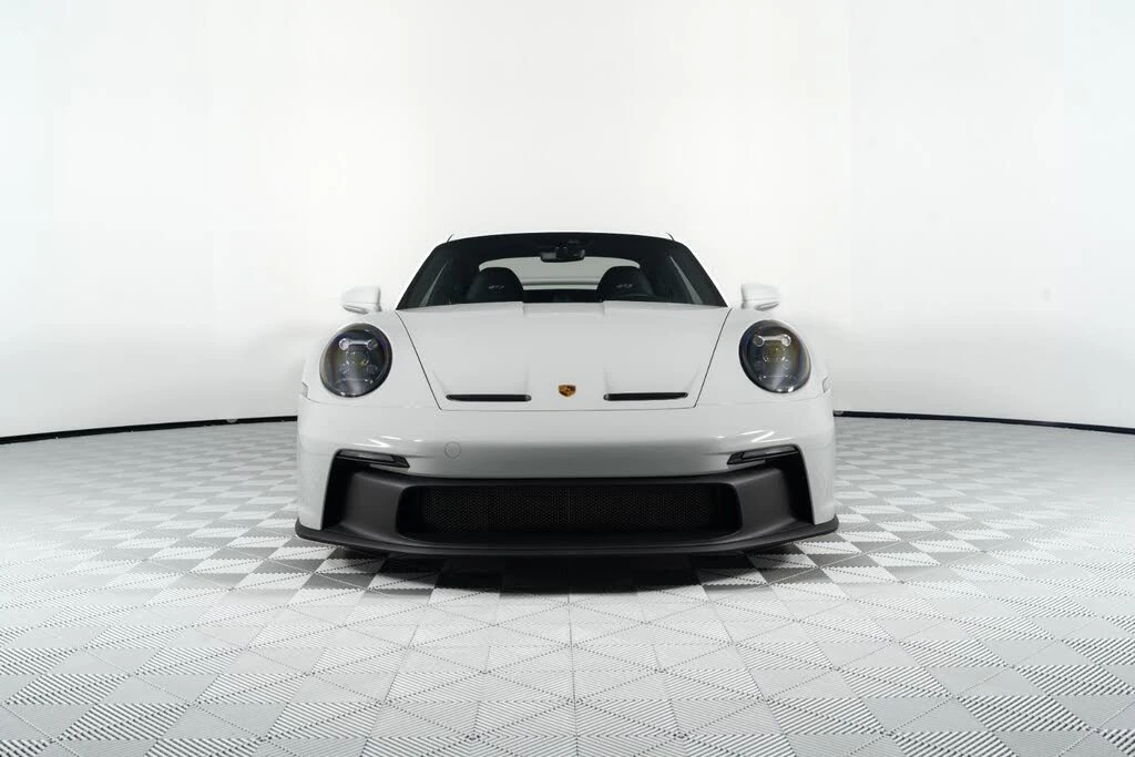 2024 Porsche 992 GT3 - Image 11 of 31