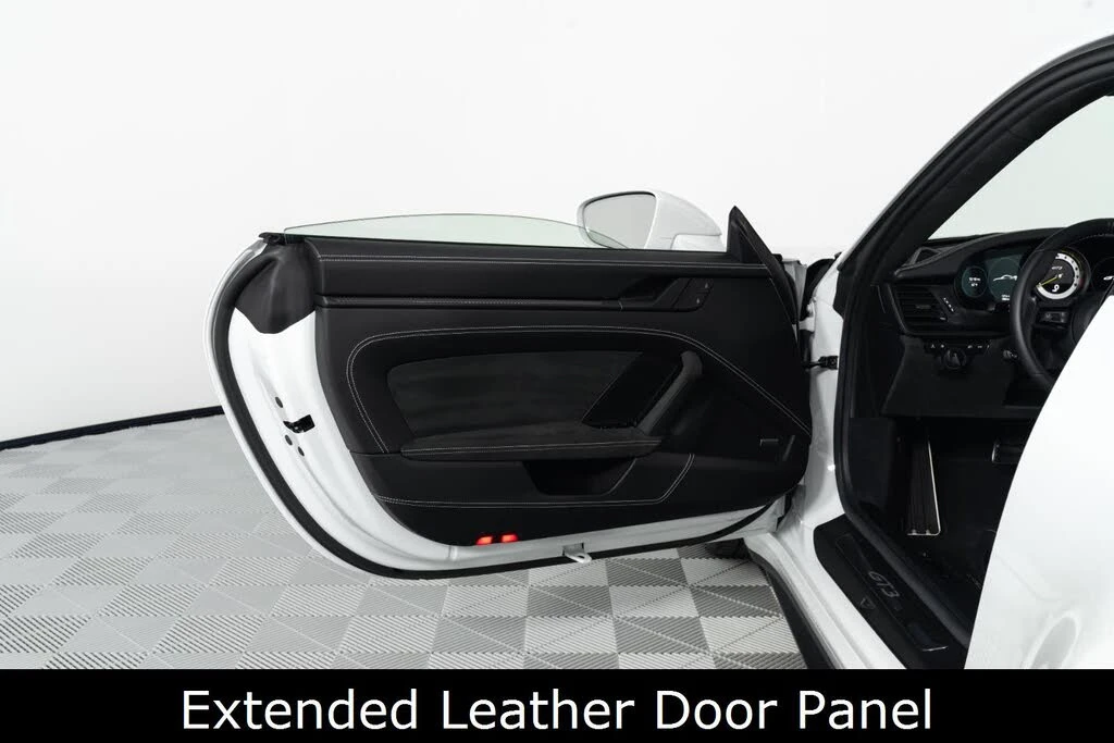 2024 Porsche 992 GT3 - Image 22 of 31