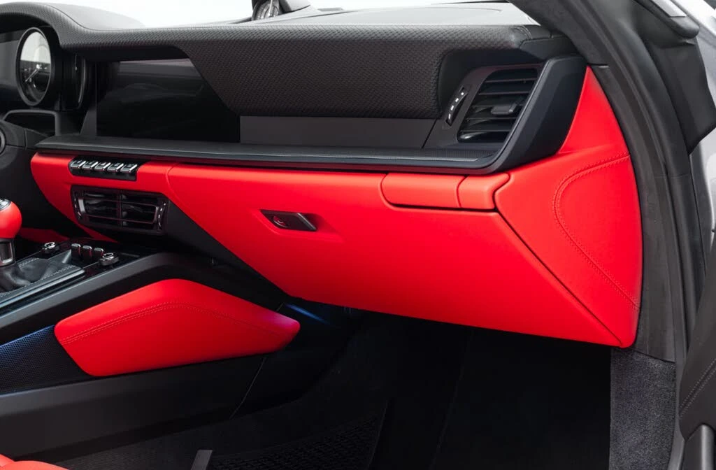 2024 Porsche 992 GT3 - Image 25 of 31