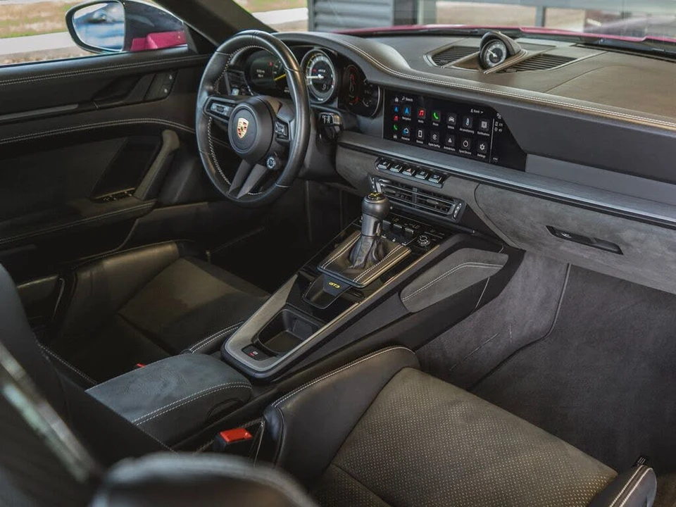 2024 Porsche 992 GT3 - Image 12 of 31