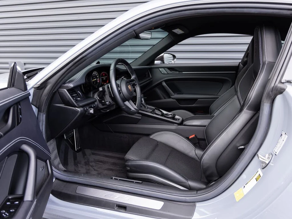 2024 Porsche 992 GT3 - Image 24 of 31