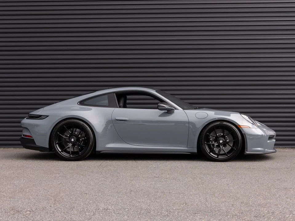 2024 Porsche 992 GT3 - Image 8 of 31