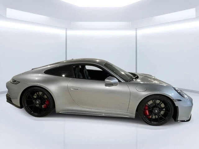 2024 Porsche 992 GT3 - Image 8 of 31