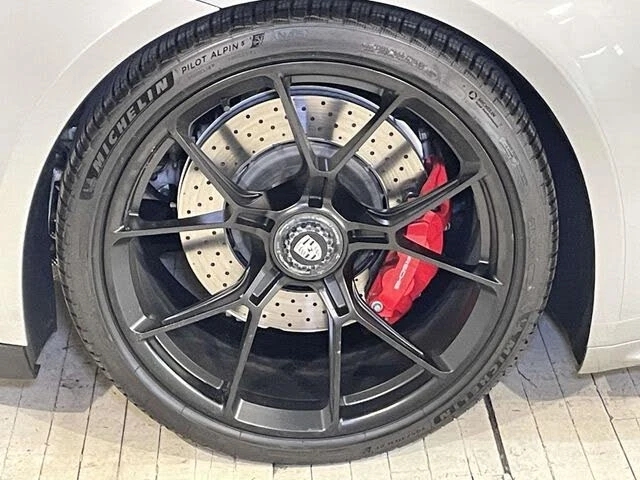 2024 Porsche 992 GT3 - Image 13 of 31