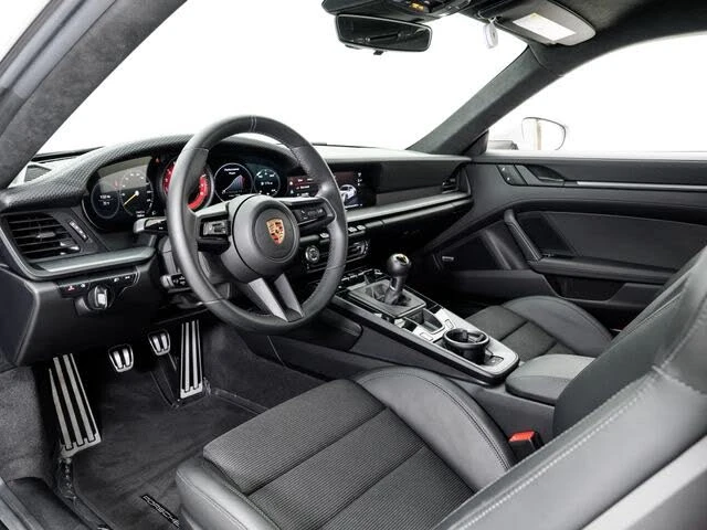 2024 Porsche 992 GT3 - Image 4 of 31