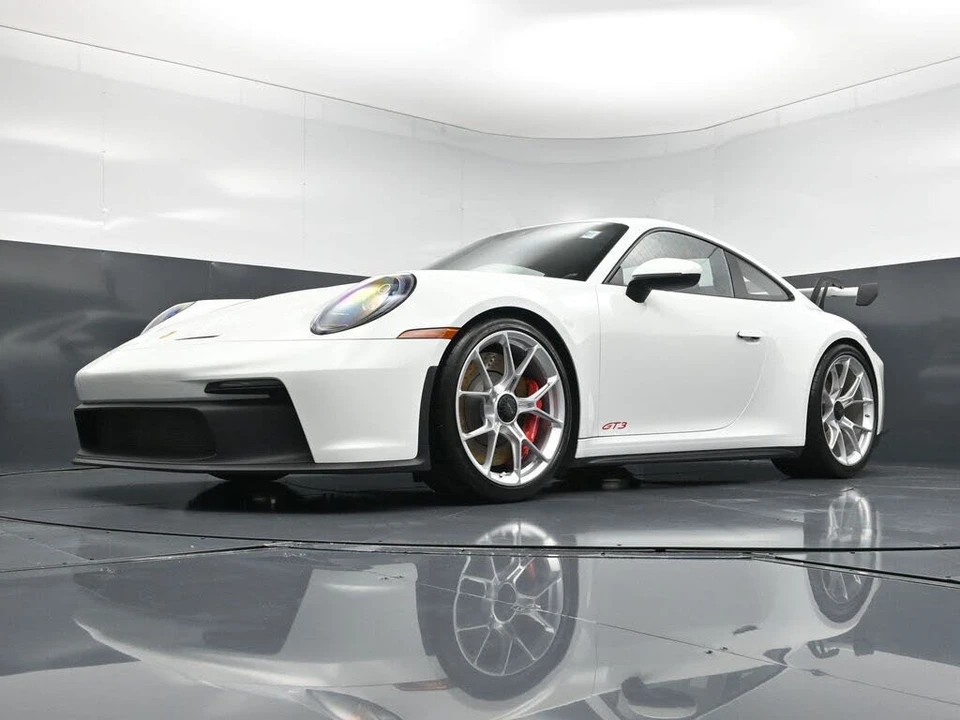2024 Porsche 992 GT3 - Image 20 of 31