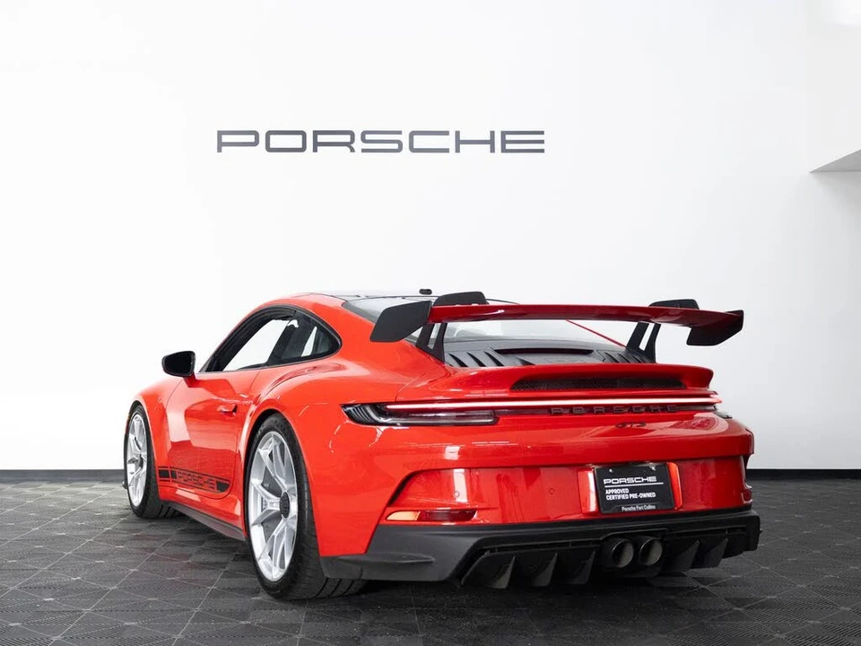 2024 Porsche 992 GT3 - Image 3 of 29