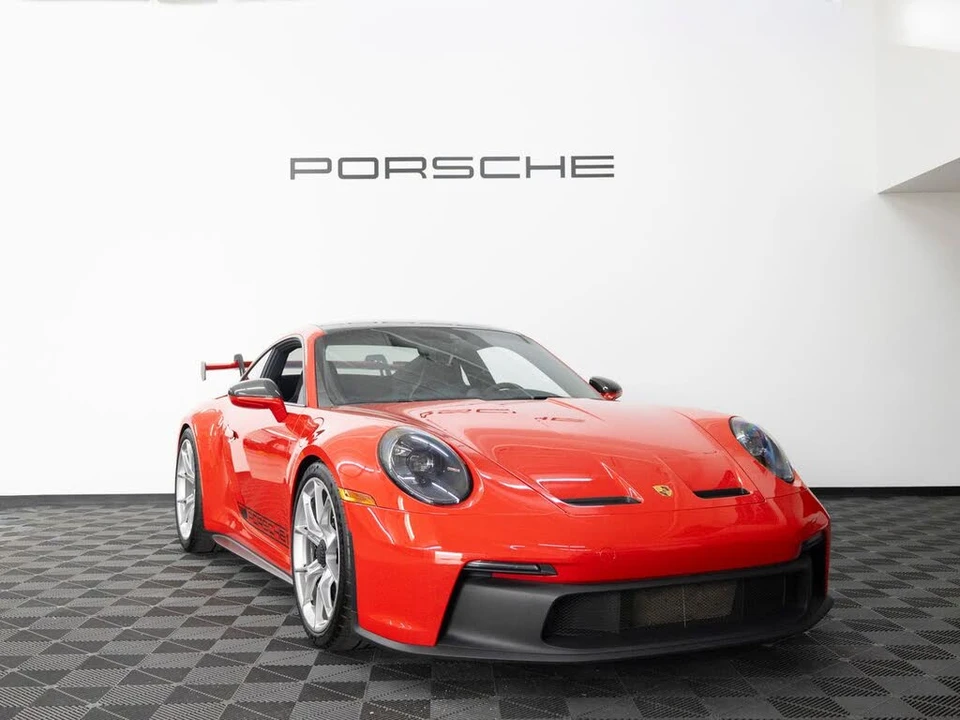 2024 Porsche 992 GT3 - Image 9 of 29