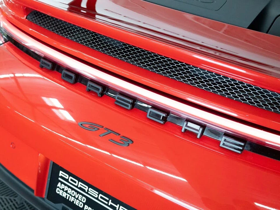 2024 Porsche 992 GT3 - Image 12 of 29