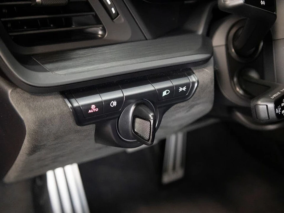 2024 Porsche 992 GT3 - Image 23 of 29