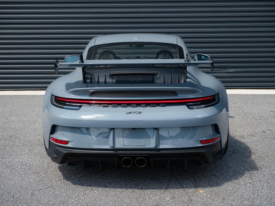 2024 Porsche 992 GT3 - Image 25 of 31