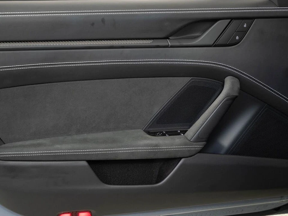2024 Porsche 992 GT3 - Image 6 of 31