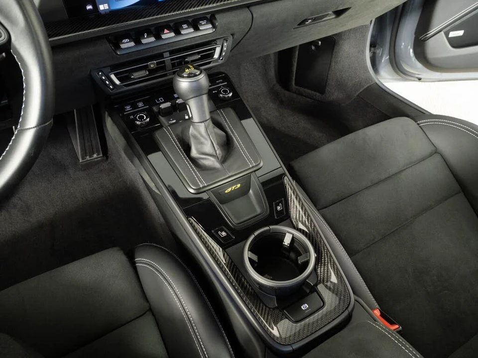 2024 Porsche 992 GT3 - Image 18 of 31