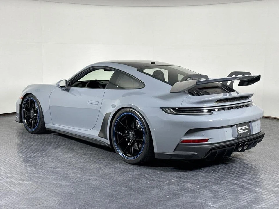 2024 Porsche 992 GT3 - Image 3 of 31