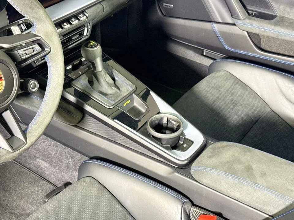 2024 Porsche 992 GT3 - Image 16 of 31