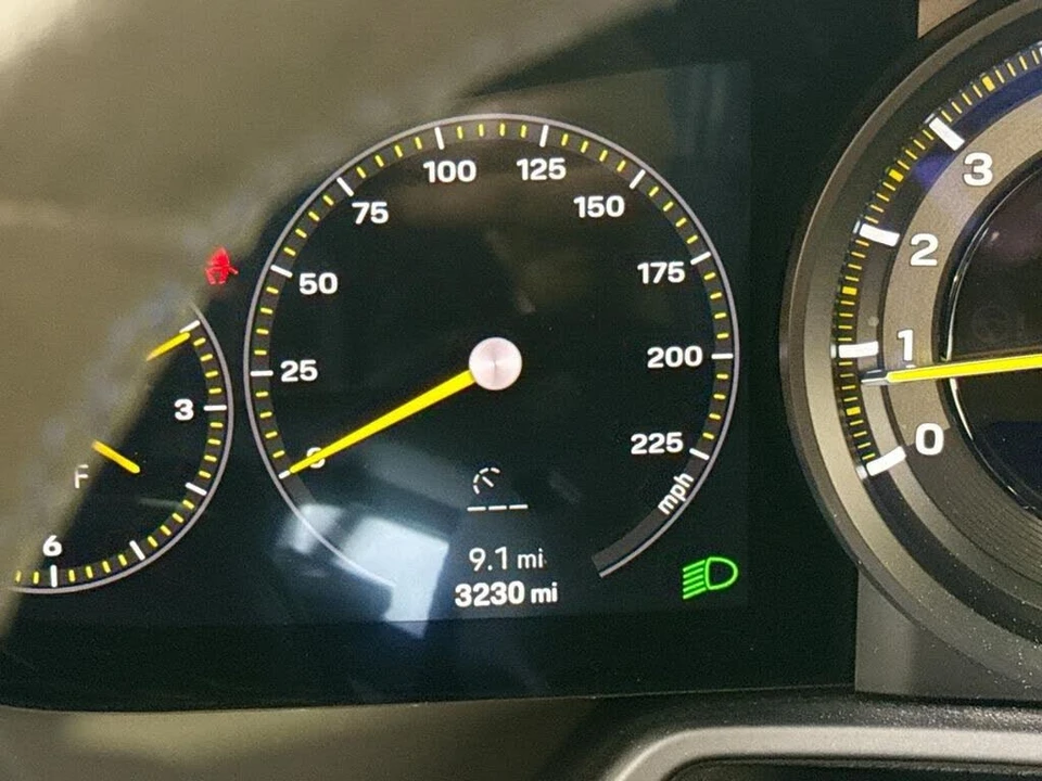 2024 Porsche 992 GT3 - Image 14 of 31