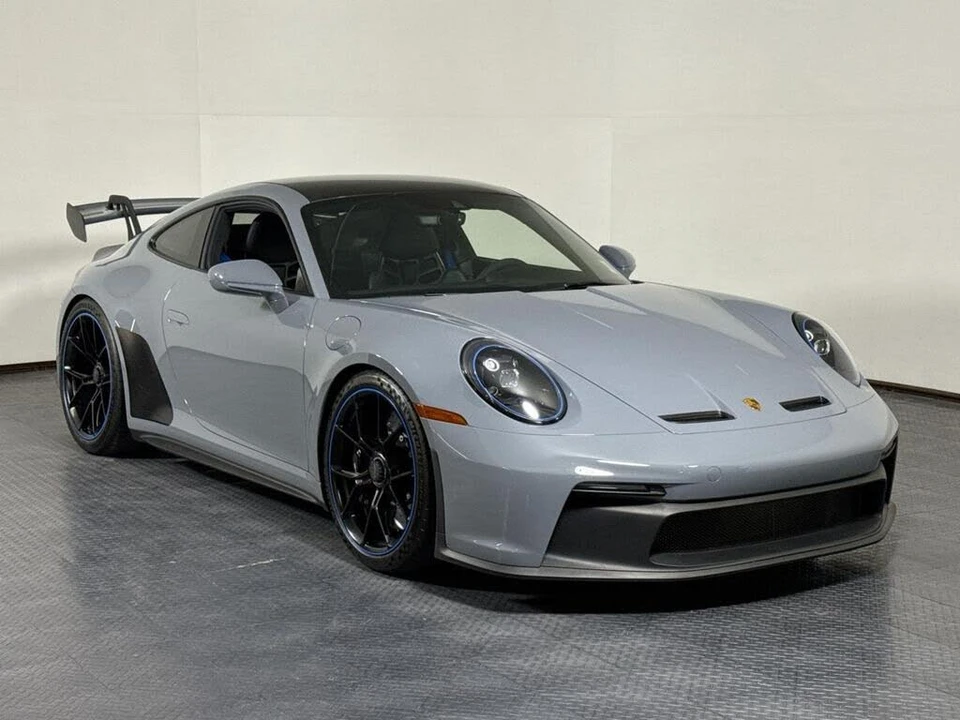 2024 Porsche 992 GT3 - Image 9 of 31