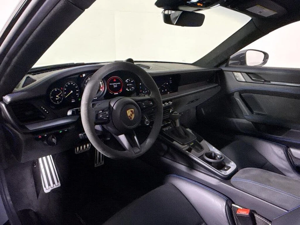 2024 Porsche 992 GT3 - Image 11 of 31