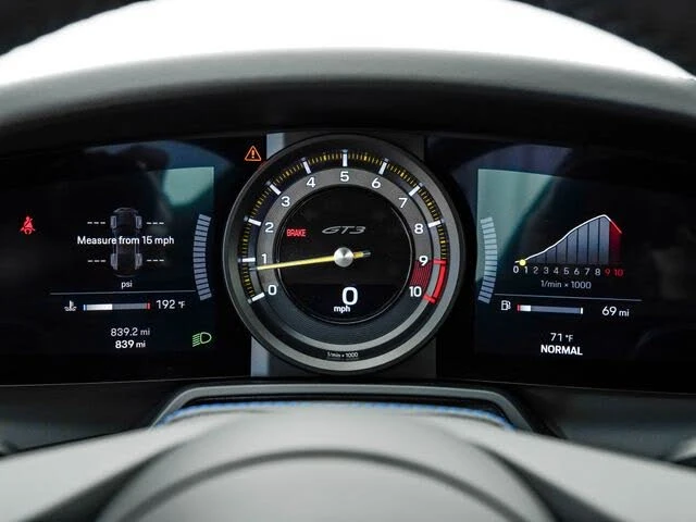 2024 Porsche 992 GT3 - Image 20 of 31