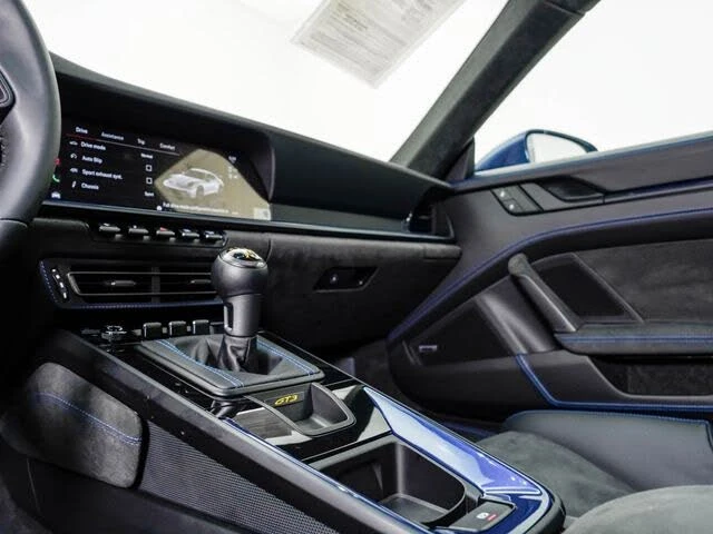 2024 Porsche 992 GT3 - Image 21 of 31