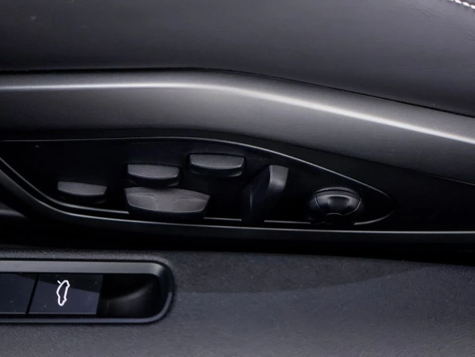 2024 Porsche 992 GT3 - Image 10 of 31