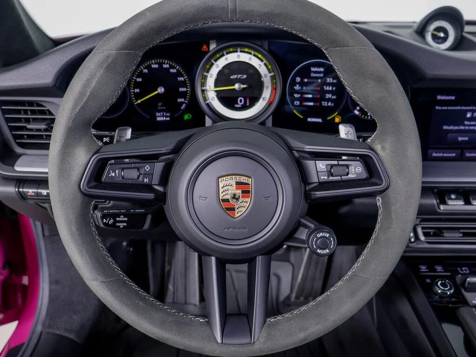 2024 Porsche 992 GT3 - Image 9 of 31