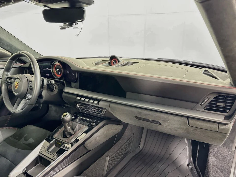 2024 Porsche 992 GT3 - Image 25 of 28