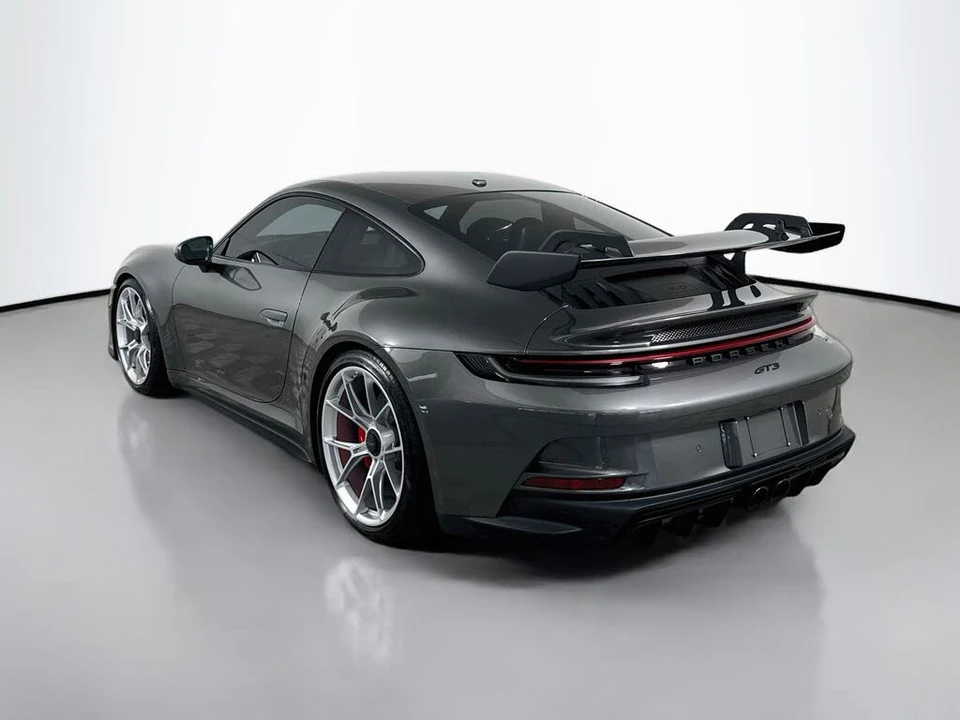 2024 Porsche 992 GT3 - Image 3 of 28