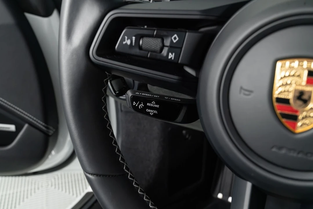 2024 Porsche 992 GT3 - Image 22 of 31
