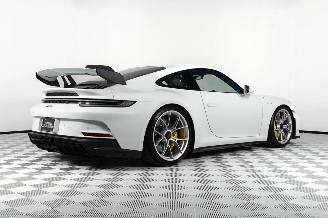 2024 Porsche 992 GT3 - Image 7 of 31