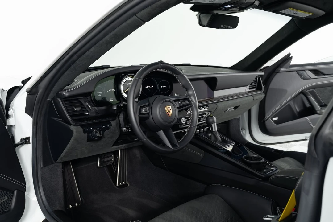 2024 Porsche 992 GT3 - Image 11 of 31