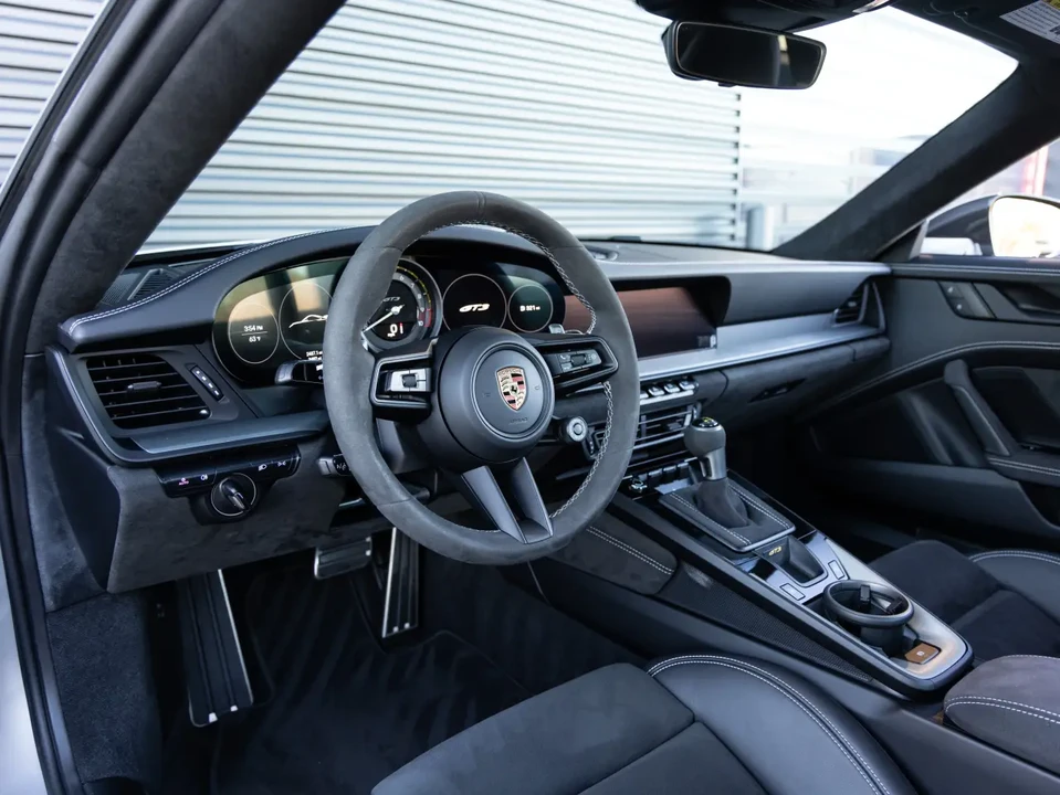 2024 Porsche 992 GT3 - Image 4 of 13