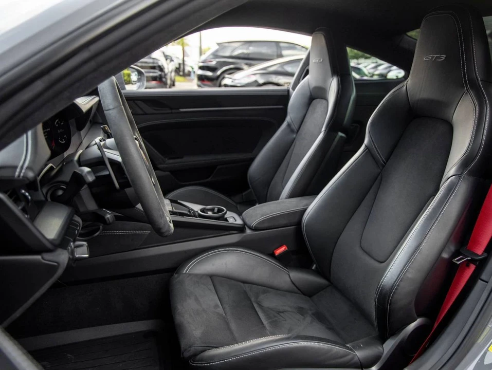 2024 Porsche 992 GT3 - Image 5 of 5