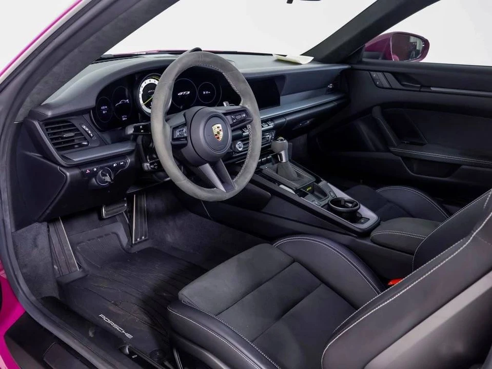 2024 Porsche 992 GT3 - Image 4 of 5