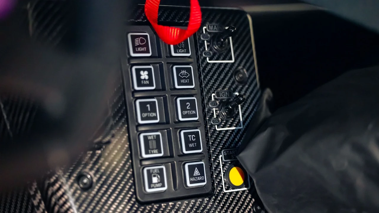 2024 Porsche 911 - Image 8 of 21