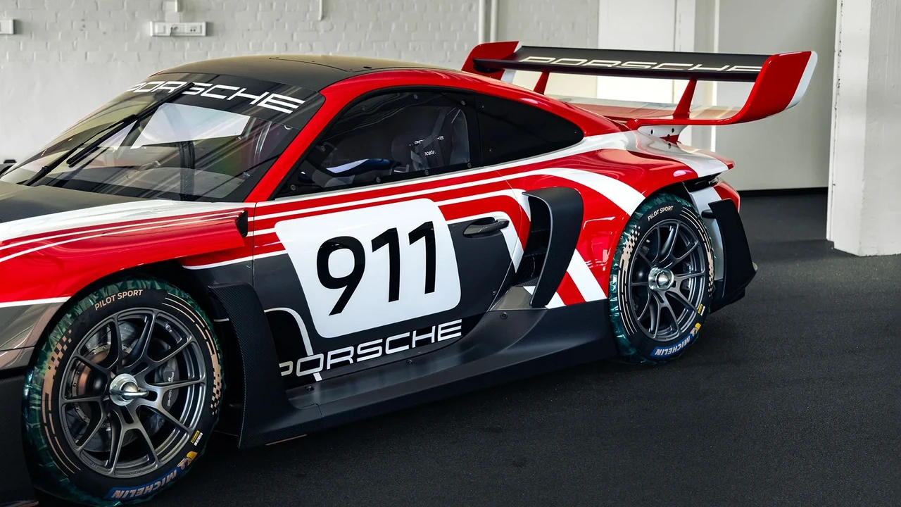 2024 Porsche 911 - Image 21 of 21
