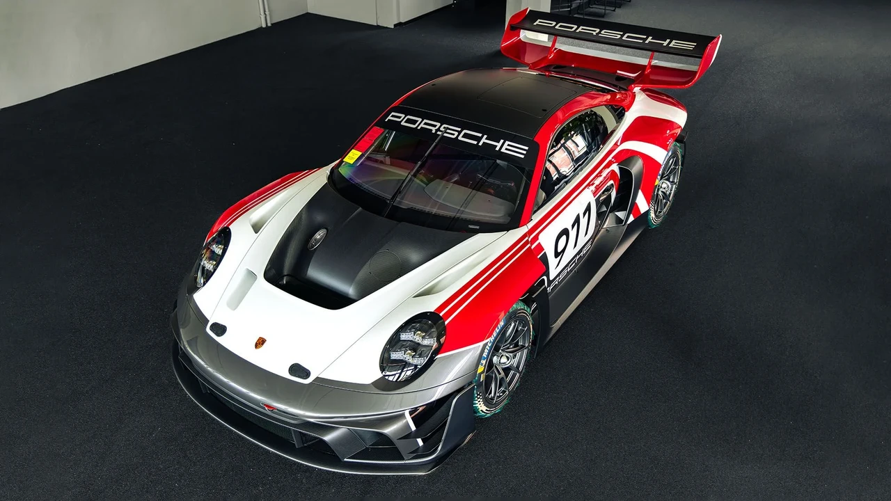 2024 Porsche 911 - Image 12 of 21
