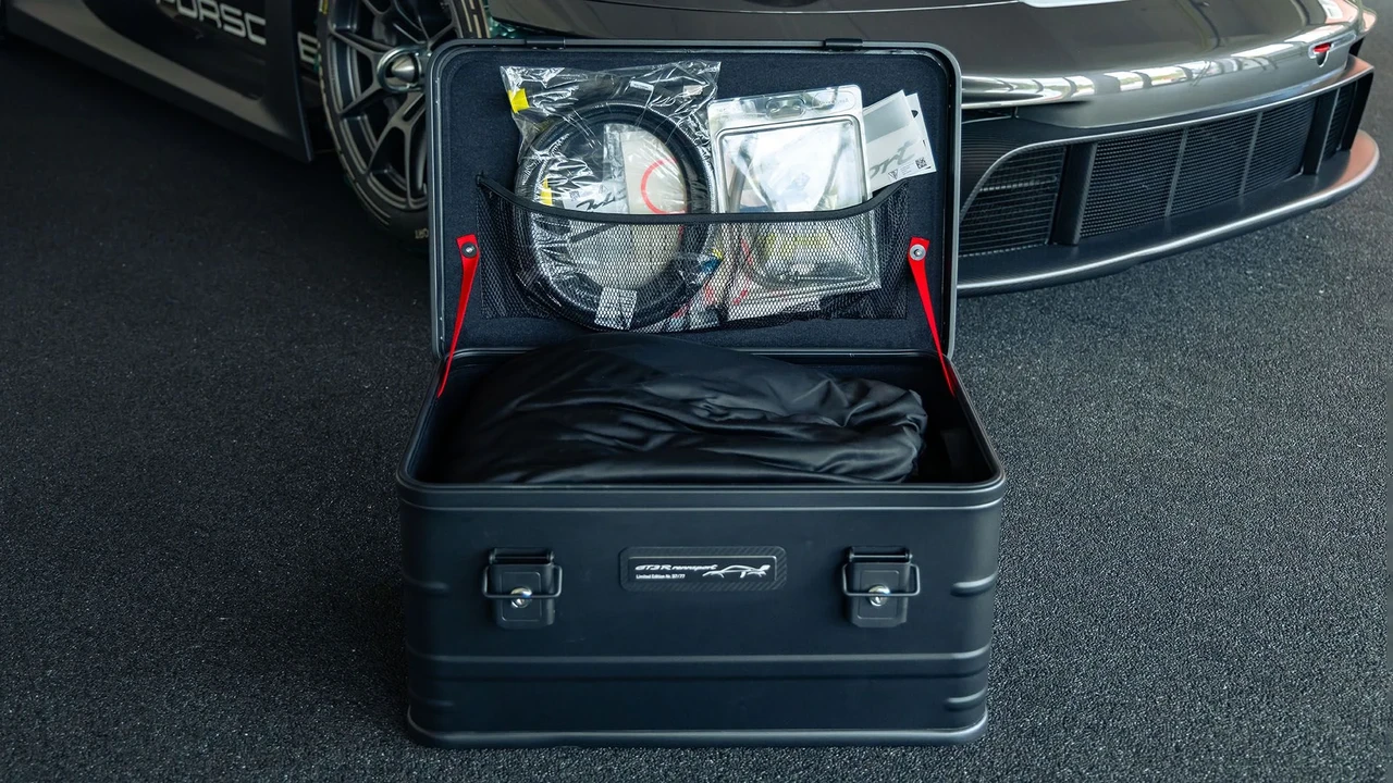 2024 Porsche 911 - Image 10 of 21