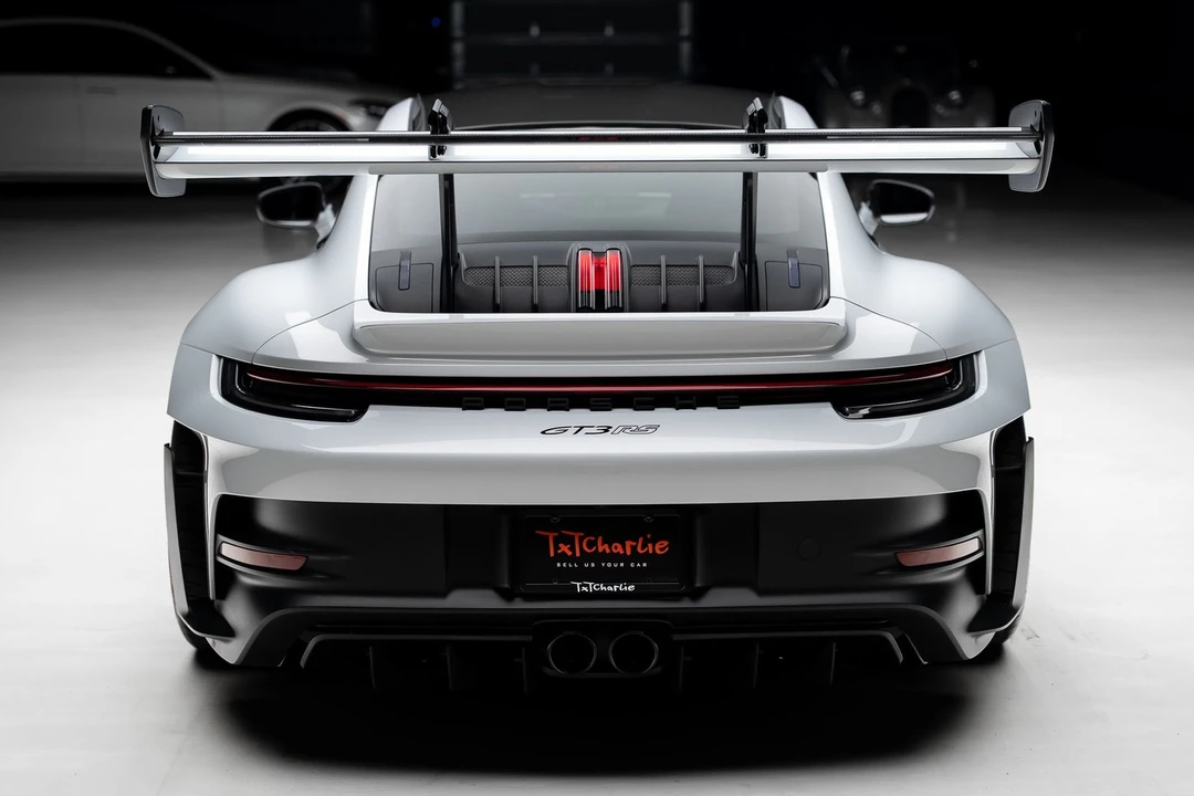 2024 Porsche 992 GT3 RS - Image 28 of 31