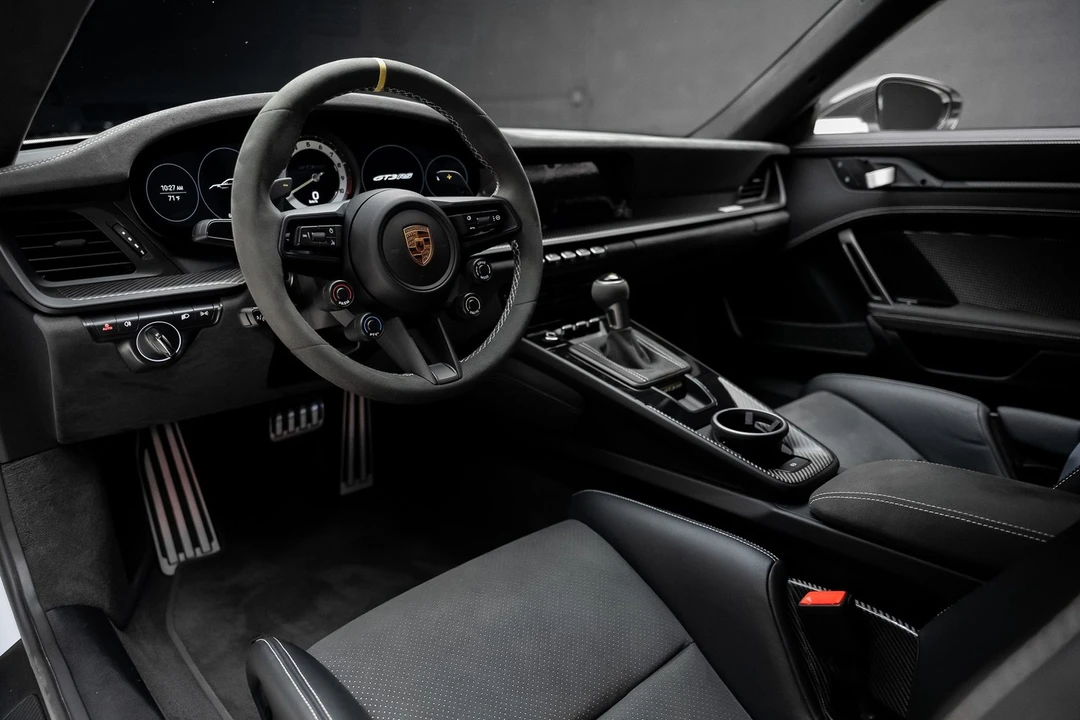 2024 Porsche 992 GT3 RS - Image 2 of 31