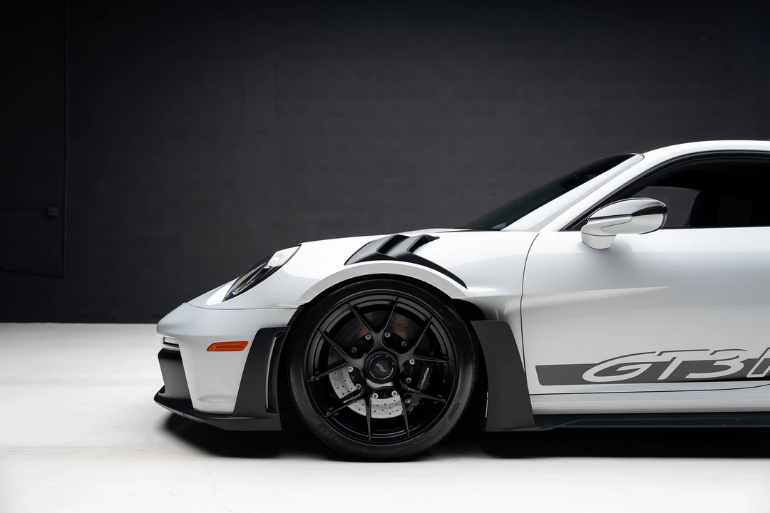 2024 Porsche 992 GT3 RS - Image 19 of 31