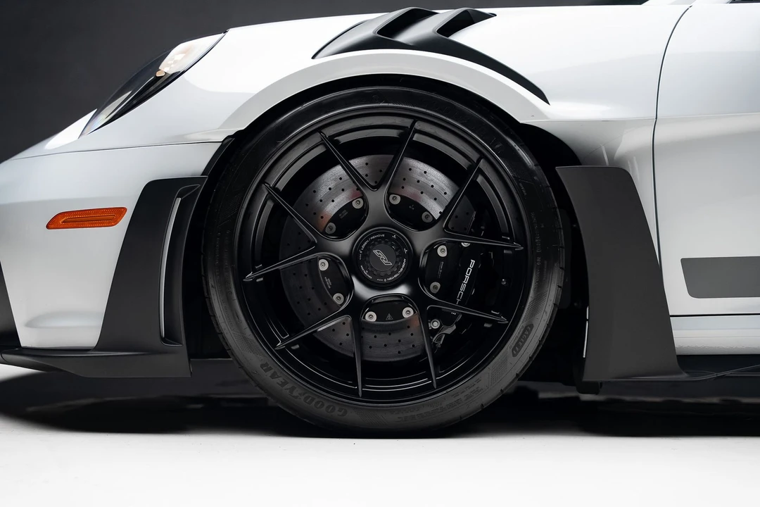 2024 Porsche 992 GT3 RS - Image 20 of 31