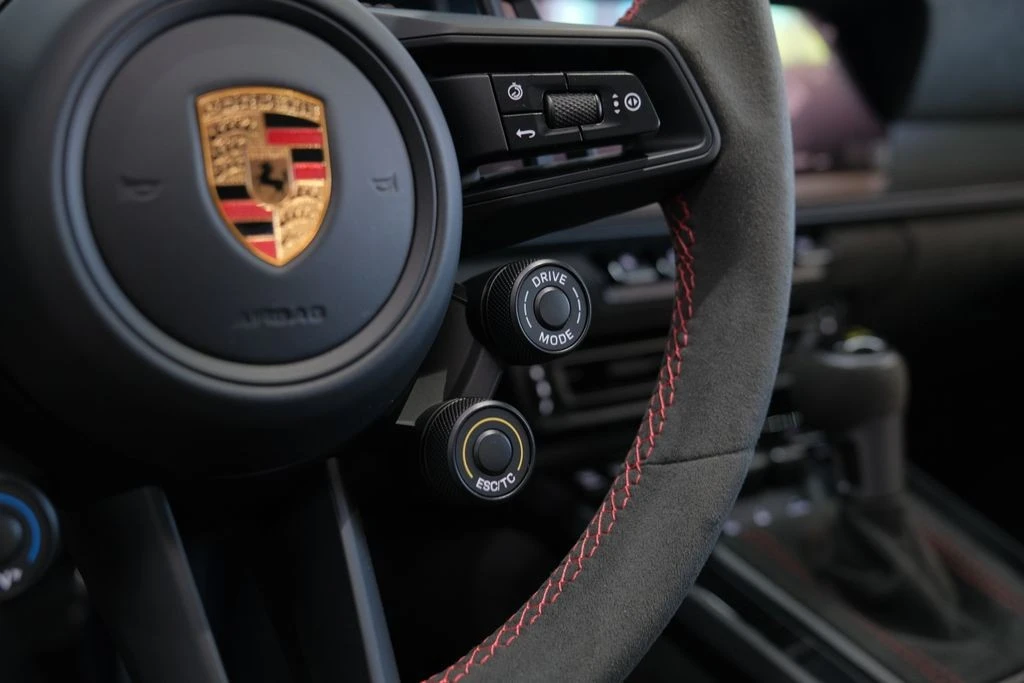 2024 Porsche 992 GT3 RS - Image 14 of 28