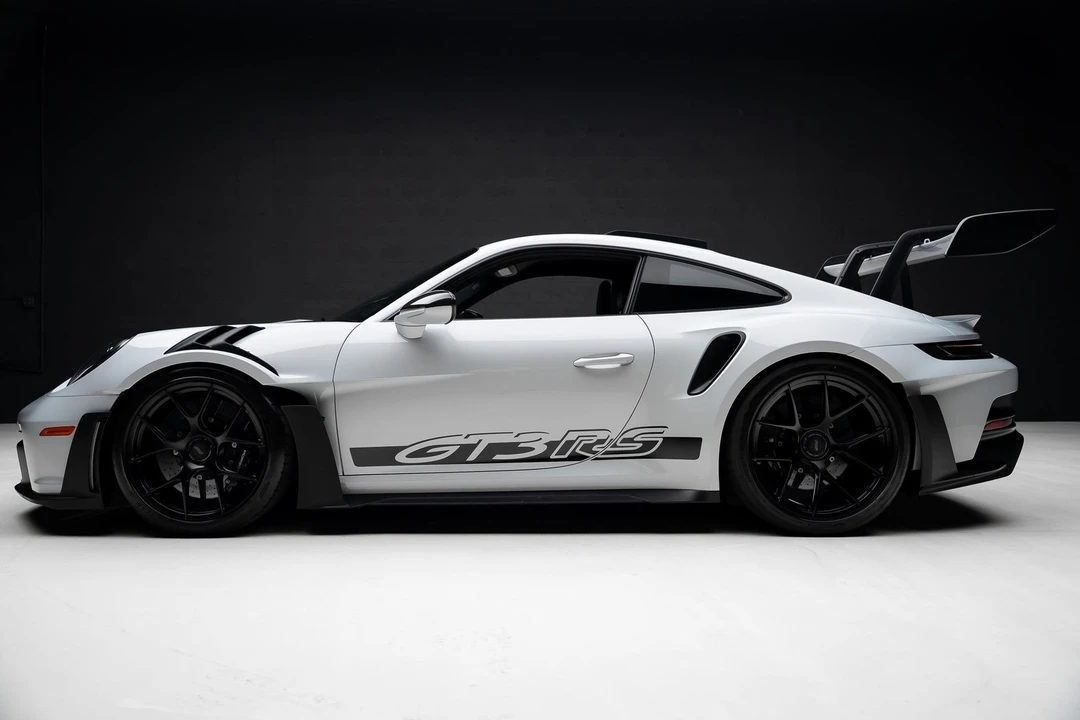 2024 Porsche 992 GT3 RS - Image 18 of 31